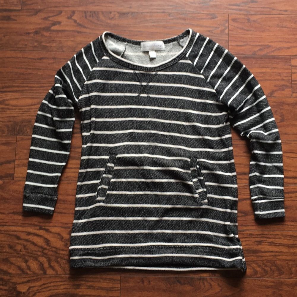 French Laundry sweatshirt. Small
